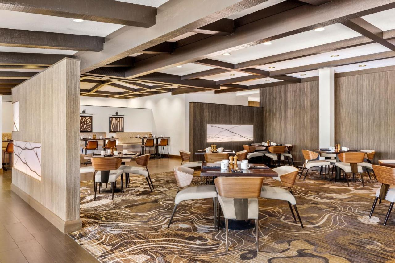 Omaha Marriott Hotel Exterior photo