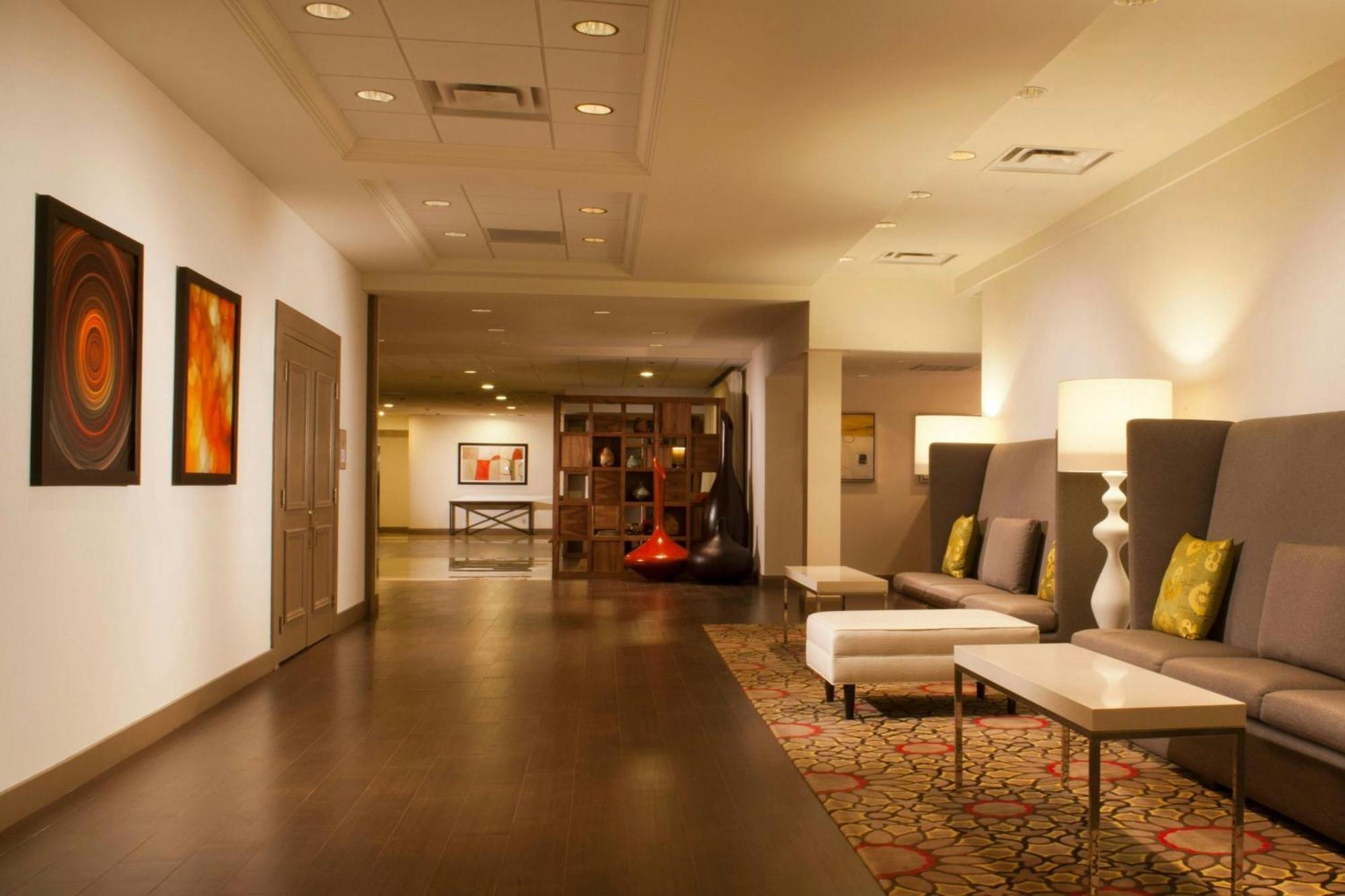 Omaha Marriott Hotel Exterior photo