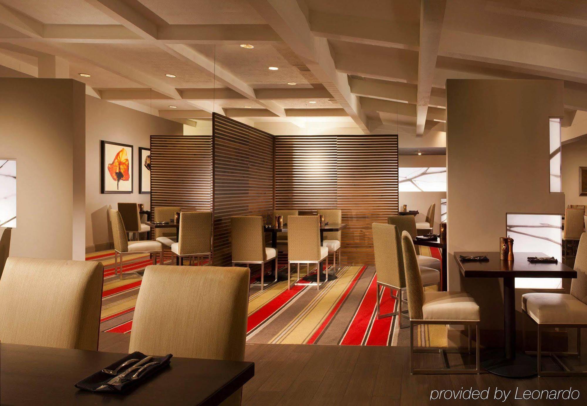 Omaha Marriott Hotel Exterior photo